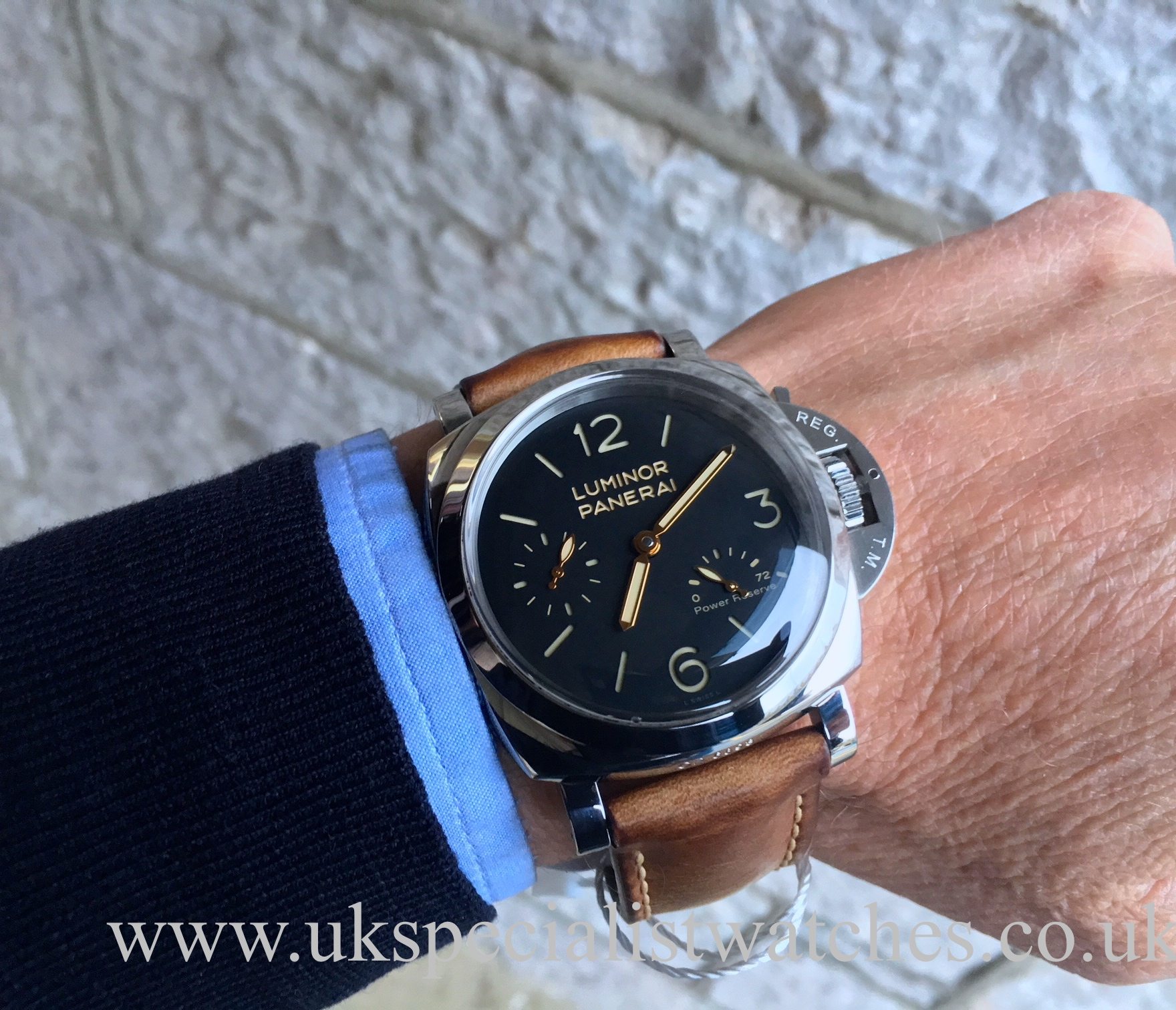 Panerai Luminor 1950 - 3 Days Power Reserve - PAM00423 - UK Specialist  Watches