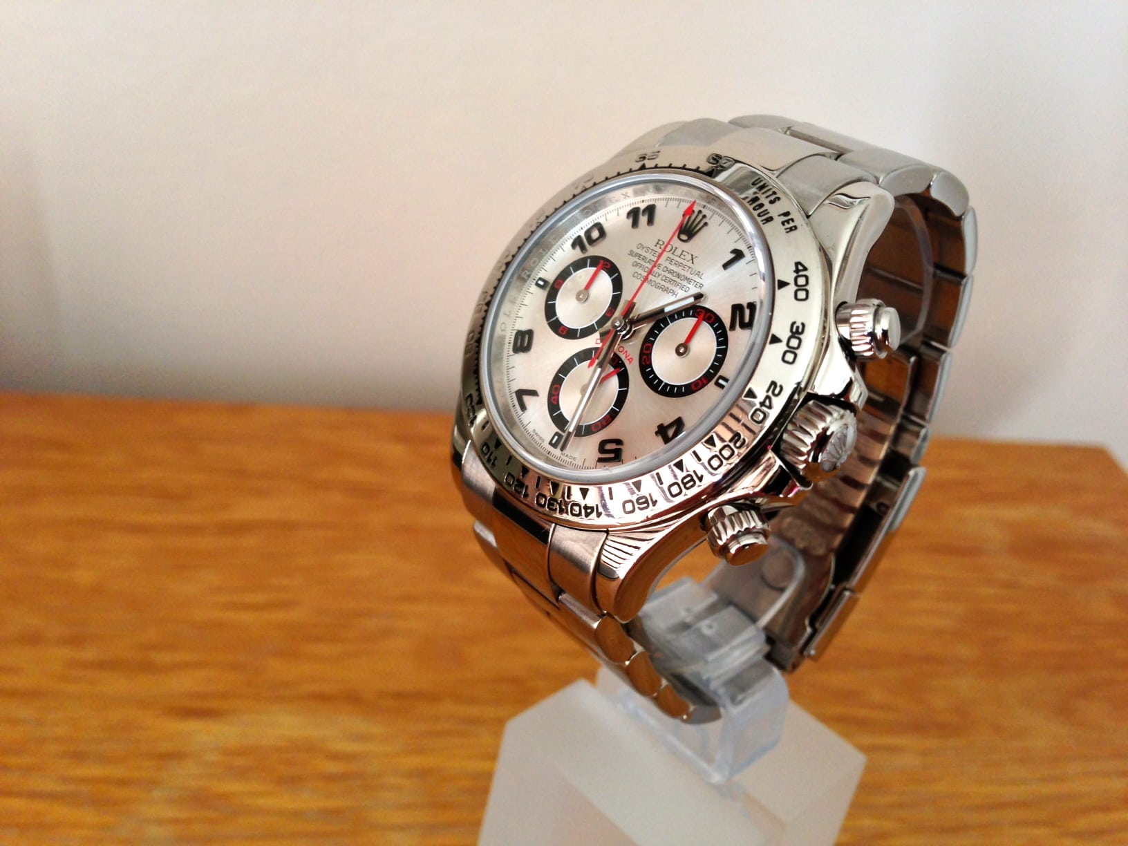 Rolex Daytona â White Gold -116509 â Racing dial. â UK Specialist Watches