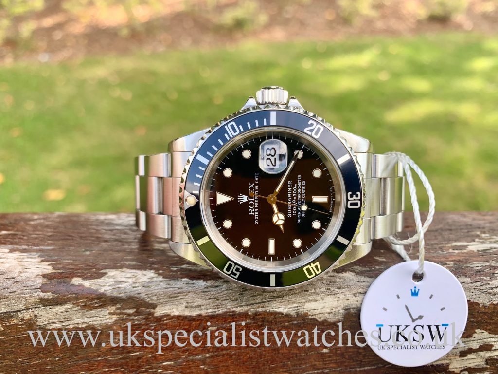 ROLEX SUBMARINER DATE - 16610 - SWISS 