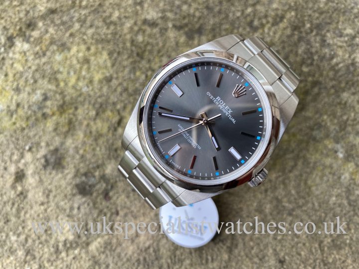 ROLEX OYSTER PERPETUAL - 39MM - RHODIUM DIAL - 114300