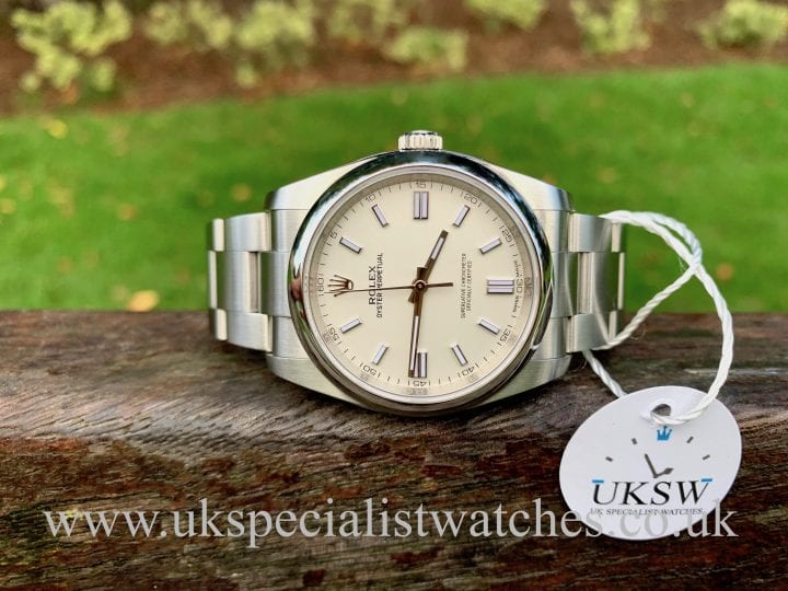 ROLEX OYSTER PERPETUAL – WHITE DIAL – 36MM – STEEL – 116000