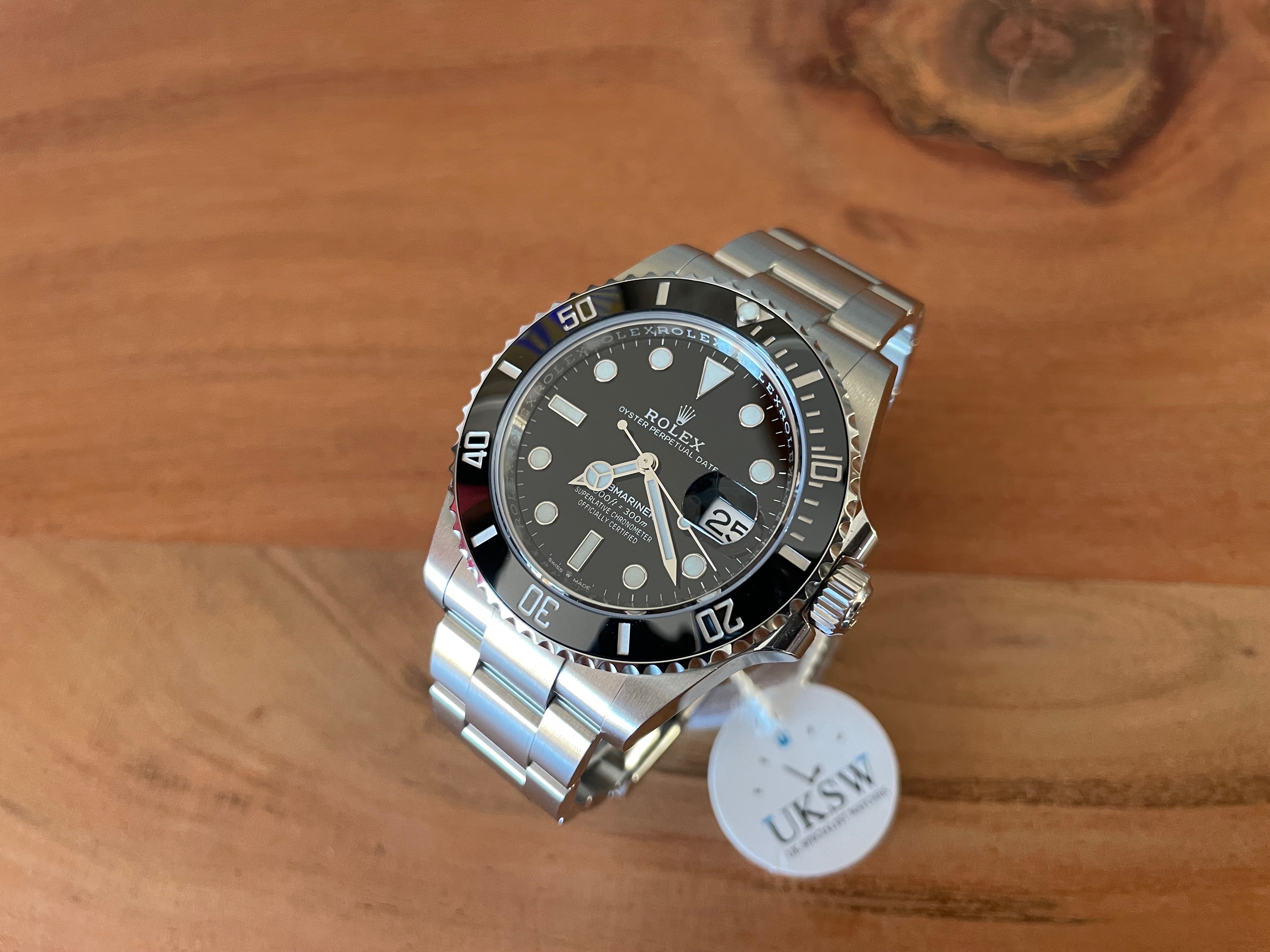 ROLEX SUBMARINER DATE 41MM - STEEL 
