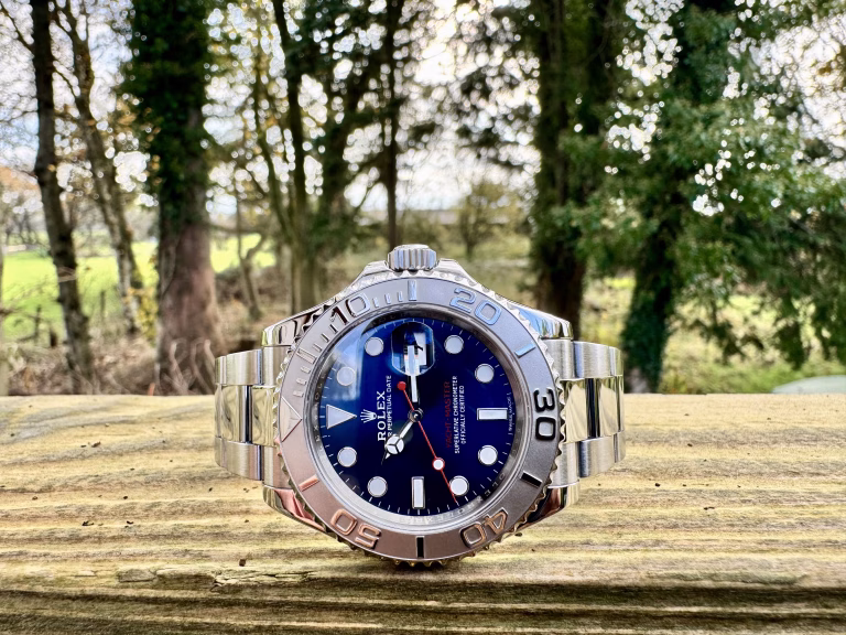 ROLEX YACHT-MASTER 116622 - BLUE DIAL - PLATINUM BEZEL